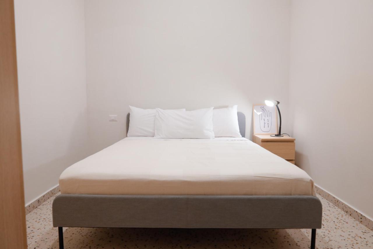Retrophilia Home Napoli Bagian luar foto